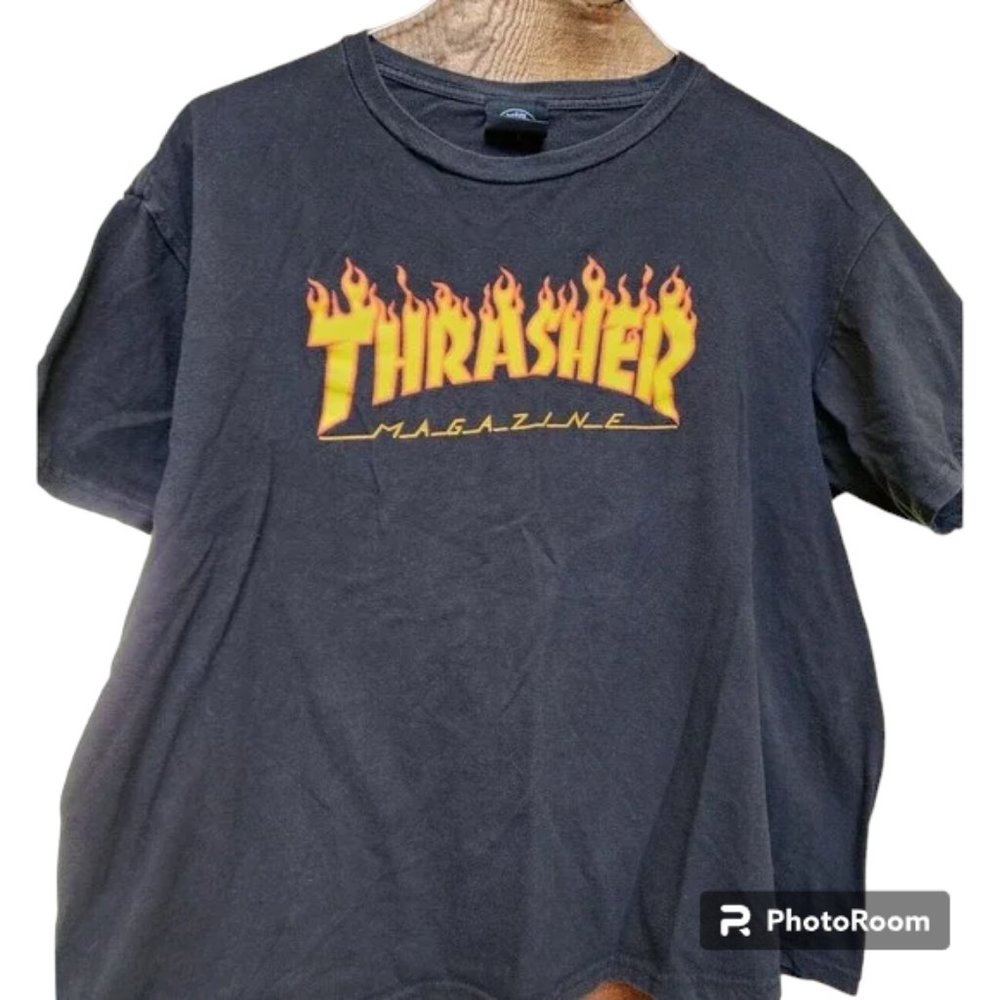 Thrasher Magazine Black T-Shirt Size Large San Francisco Skater Live To Skate
